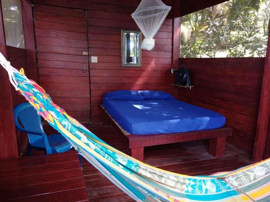 Howlers Bay Cabin And Camping Boca Chica Exterior photo